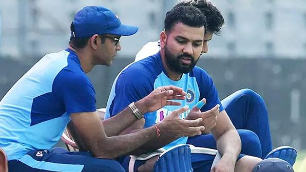 DR Nitin Patel With Indian Player